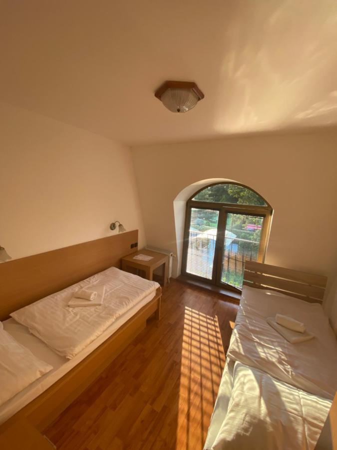 Hotel Dávid Velke Bosany Exterior foto